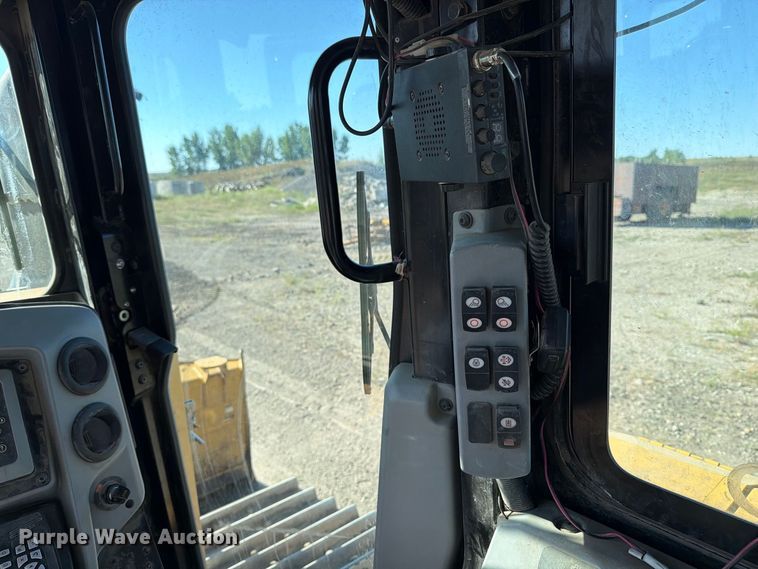 image for item FJ0525 2017 Caterpillar D6T dozer