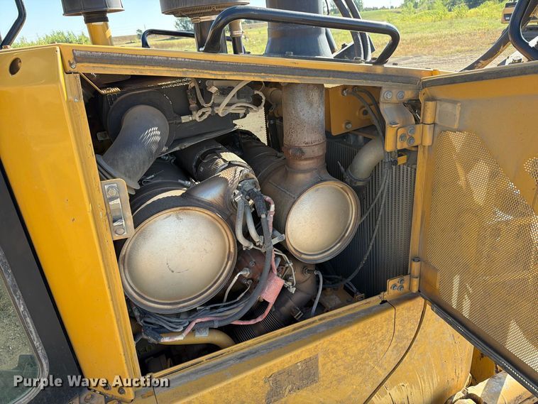 image for item FJ0525 2017 Caterpillar D6T dozer