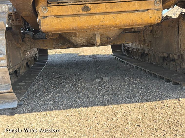 image for item FJ0525 2017 Caterpillar D6T dozer