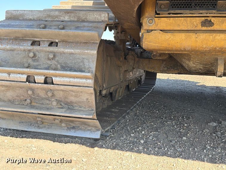 image for item FJ0525 2017 Caterpillar D6T dozer