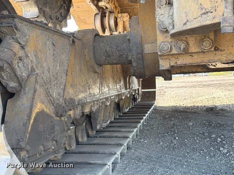 image for item FJ0525 2017 Caterpillar D6T dozer