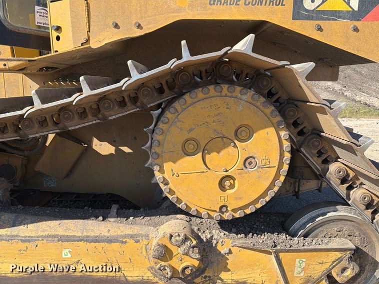 image for item FJ0525 2017 Caterpillar D6T dozer