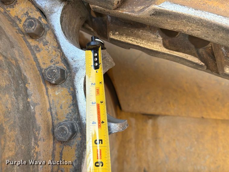 image for item FJ0525 2017 Caterpillar D6T dozer