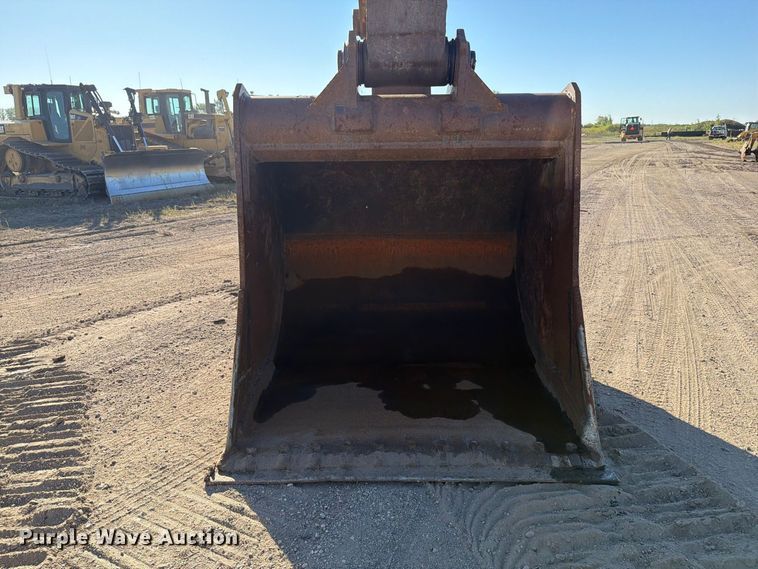 image for item FJ0527 2008 Caterpillar 345D excavator