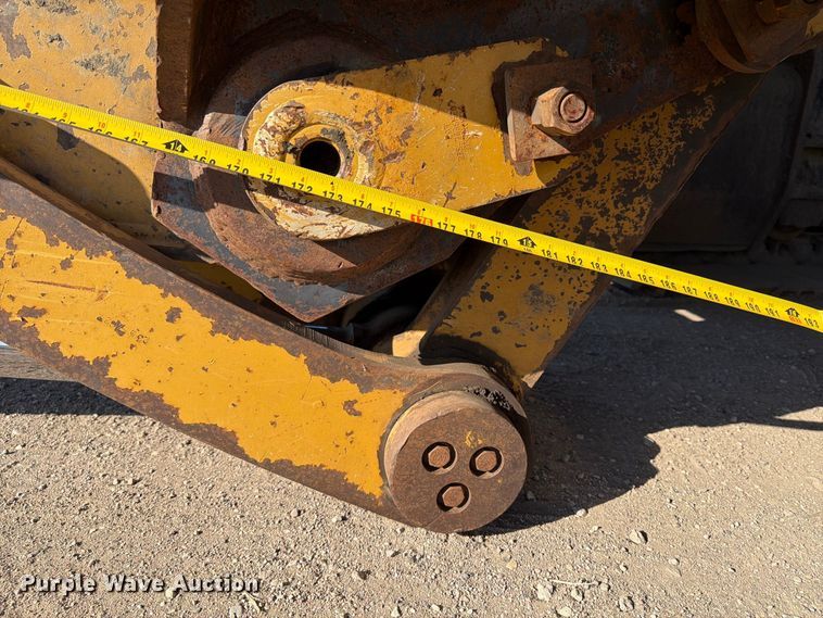 image for item FJ0527 2008 Caterpillar 345D excavator