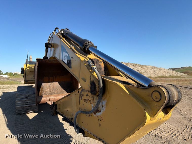 image for item FJ0527 2008 Caterpillar 345D excavator