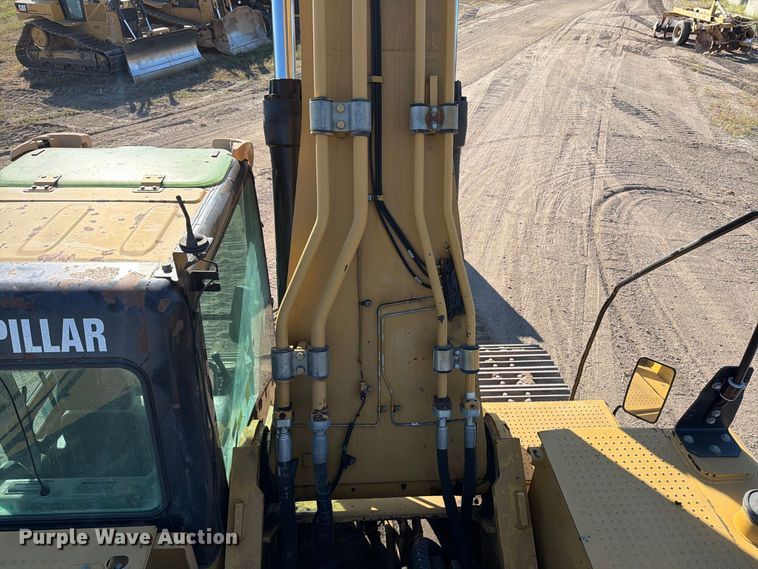image for item FJ0527 2008 Caterpillar 345D excavator