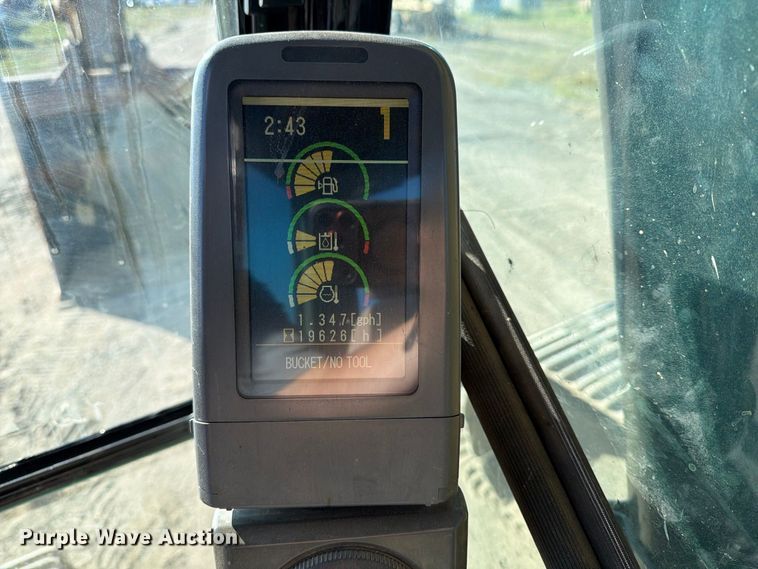 image for item FJ0527 2008 Caterpillar 345D excavator
