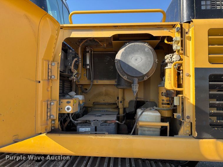 image for item FJ0527 2008 Caterpillar 345D excavator