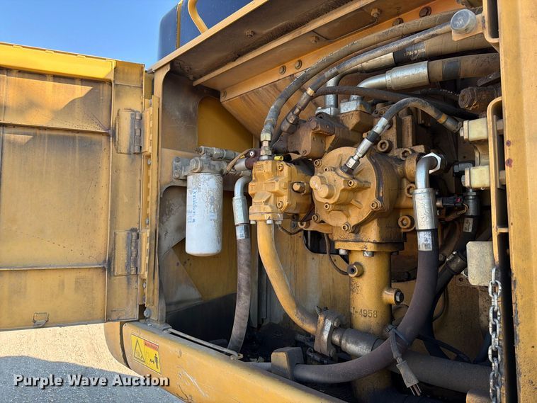 image for item FJ0527 2008 Caterpillar 345D excavator