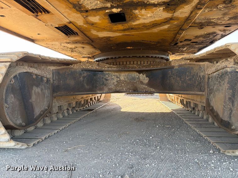 image for item FJ0527 2008 Caterpillar 345D excavator