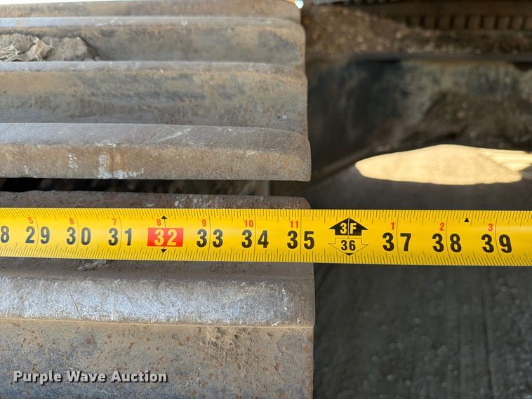 image for item FJ0527 2008 Caterpillar 345D excavator