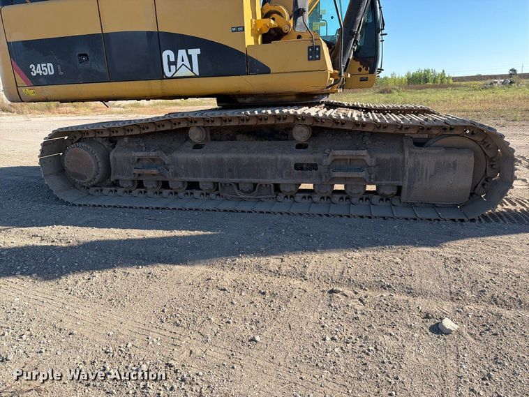 image for item FJ0527 2008 Caterpillar 345D excavator