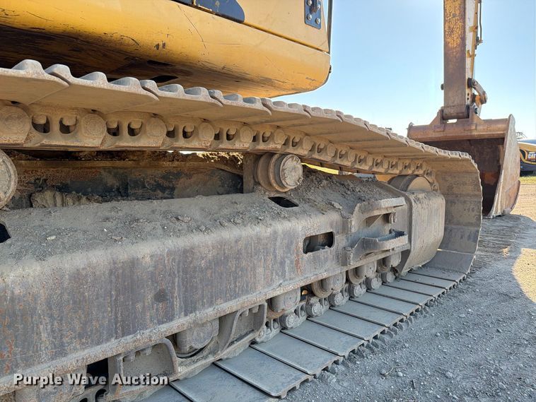 image for item FJ0527 2008 Caterpillar 345D excavator