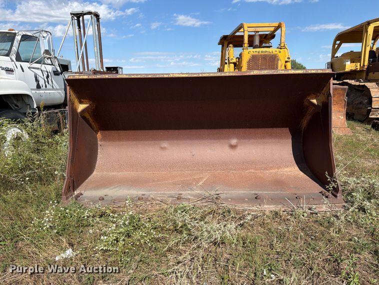 image for item FJ0528 Wheel loader bucket