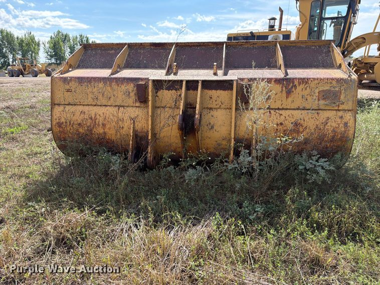 image for item FJ0528 Wheel loader bucket