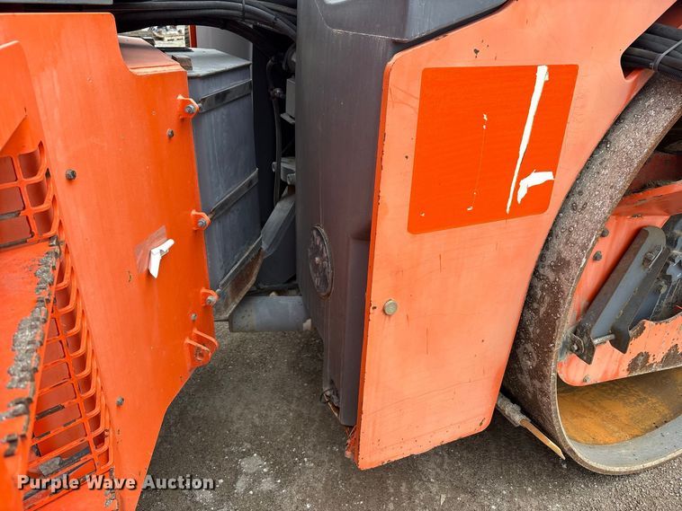 image for item FK1498 2010 Hamm HD120 double drum vibratory roller