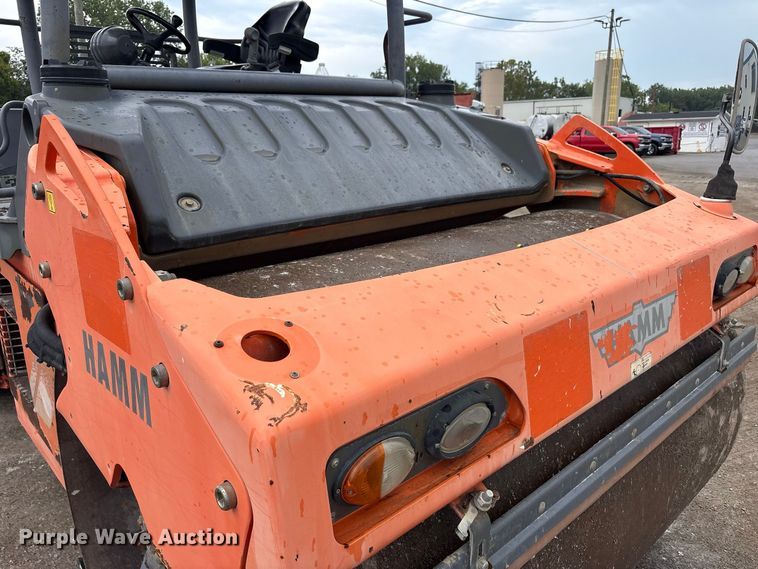 image for item FK1498 2010 Hamm HD120 double drum vibratory roller