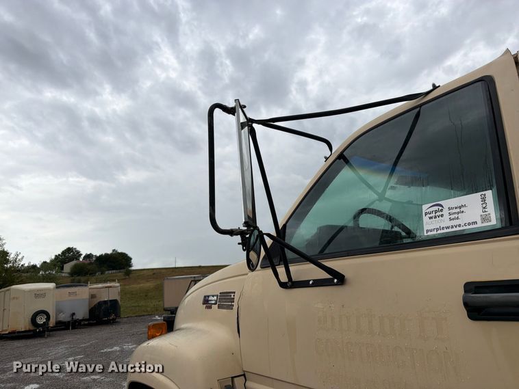 image for item FK3462 1998 GMC C6500 dump flatbed truck