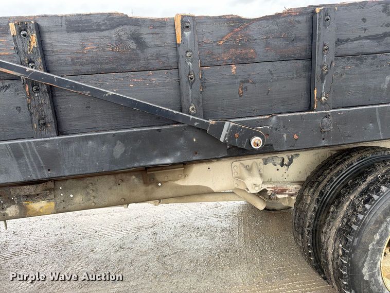 image for item FK3462 1998 GMC C6500 dump flatbed truck