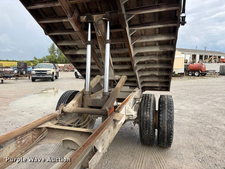 image for item FK3462 1998 GMC C6500 dump flatbed truck