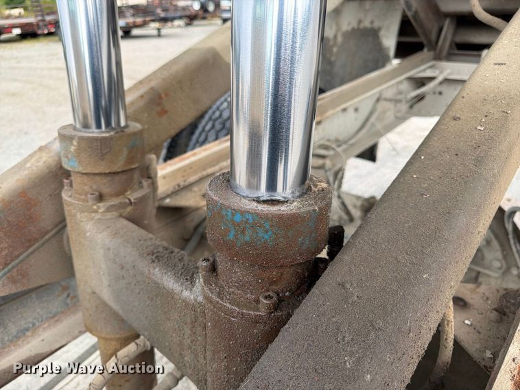 image for item FK3462 1998 GMC C6500 dump flatbed truck