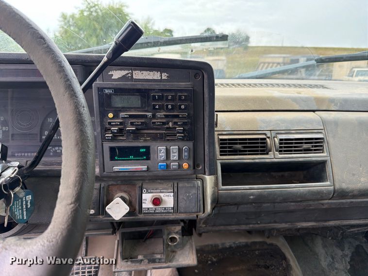 image for item FK3462 1998 GMC C6500 dump flatbed truck