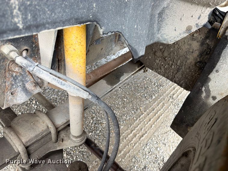 image for item FK3462 1998 GMC C6500 dump flatbed truck