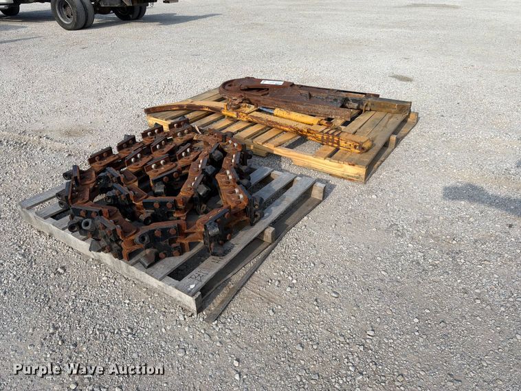 image for item FK3647 Vermeer trencher parts