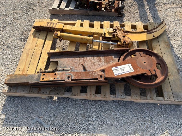 image for item FK3647 Vermeer trencher parts