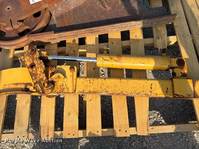 image for item FK3647 Vermeer trencher parts