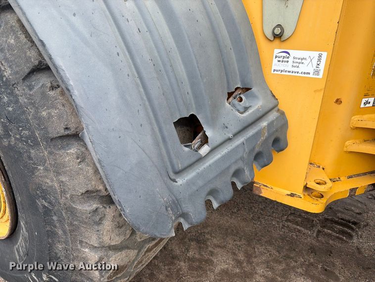 image for item FK3690 2014 John Deere 844K wheel loader