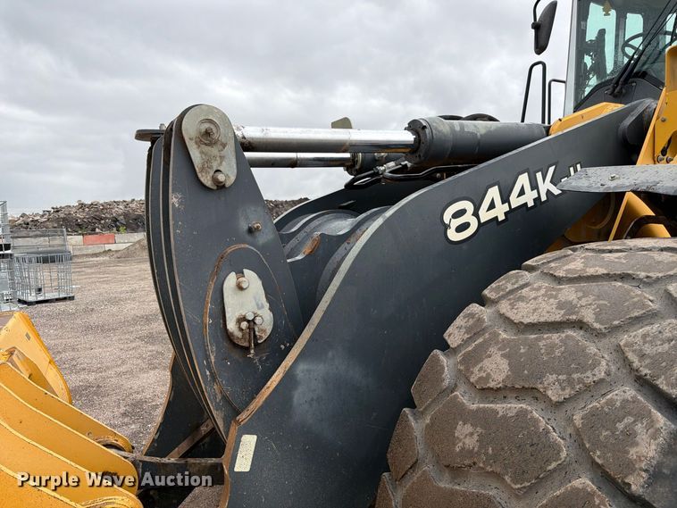 image for item FK3690 2014 John Deere 844K wheel loader