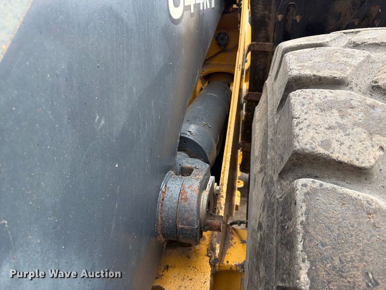 image for item FK3690 2014 John Deere 844K wheel loader