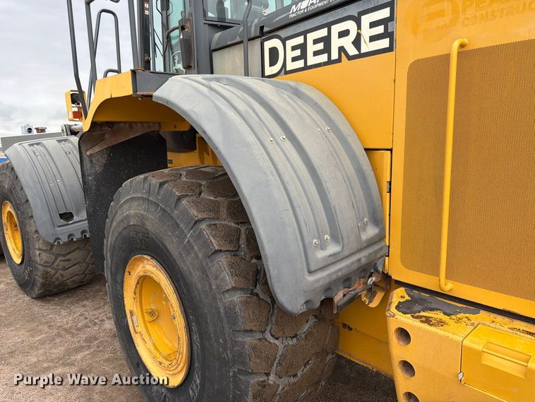 image for item FK3690 2014 John Deere 844K wheel loader