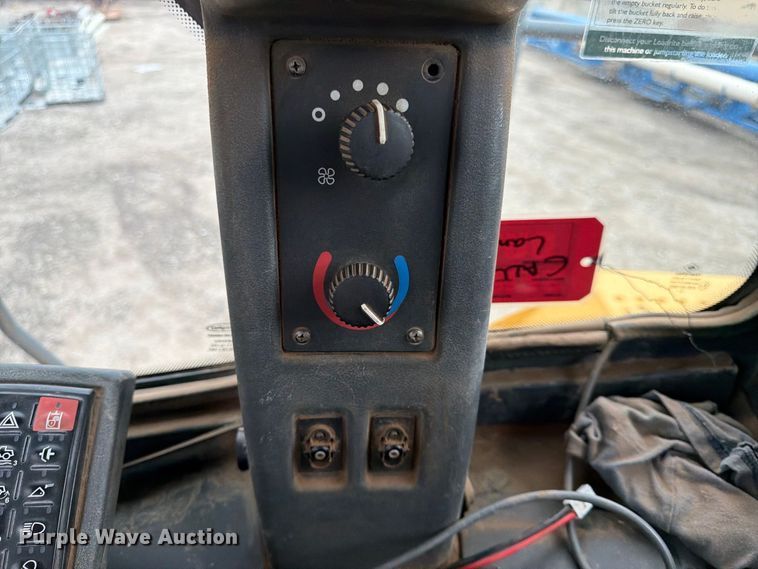 image for item FK3690 2014 John Deere 844K wheel loader