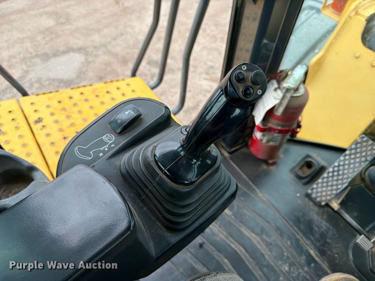 image for item FK3690 2014 John Deere 844K wheel loader