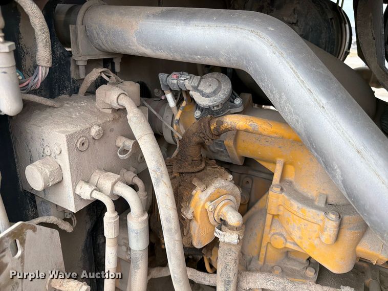 image for item FK3690 2014 John Deere 844K wheel loader