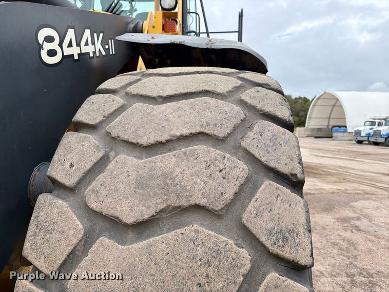 image for item FK3690 2014 John Deere 844K wheel loader