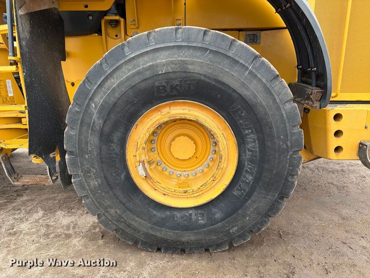 image for item FK3690 2014 John Deere 844K wheel loader