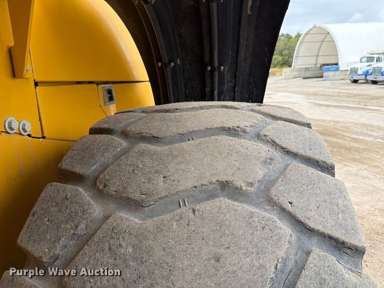 image for item FK3690 2014 John Deere 844K wheel loader