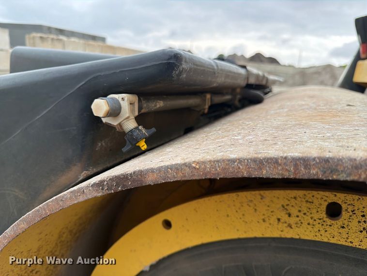 image for item FK3692 Bomag BW 266 double drum roller