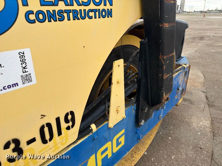 image for item FK3692 Bomag BW 266 double drum roller