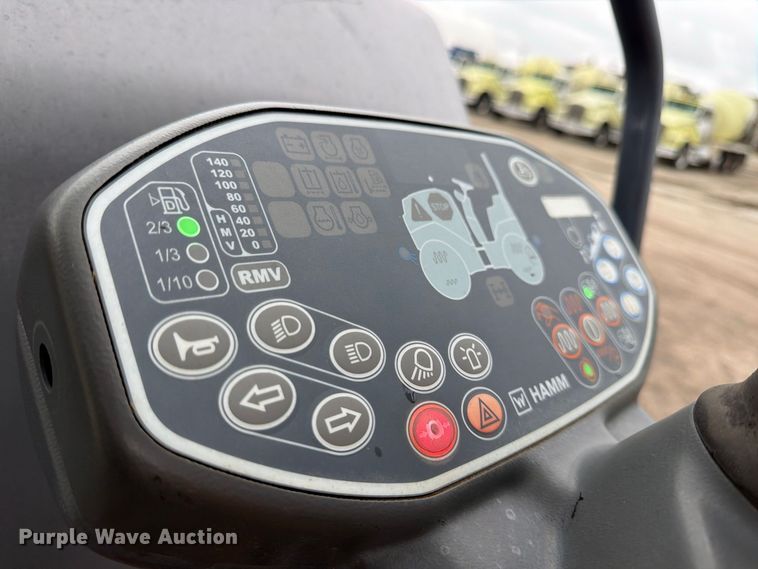 image for item FK3694 2016 Hamm HD 13i VV double drum vibratory roller