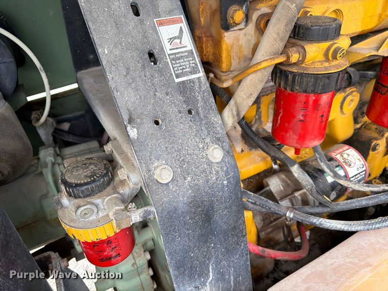 image for item FK3698 Sullair 185 DPQ JD air compressor
