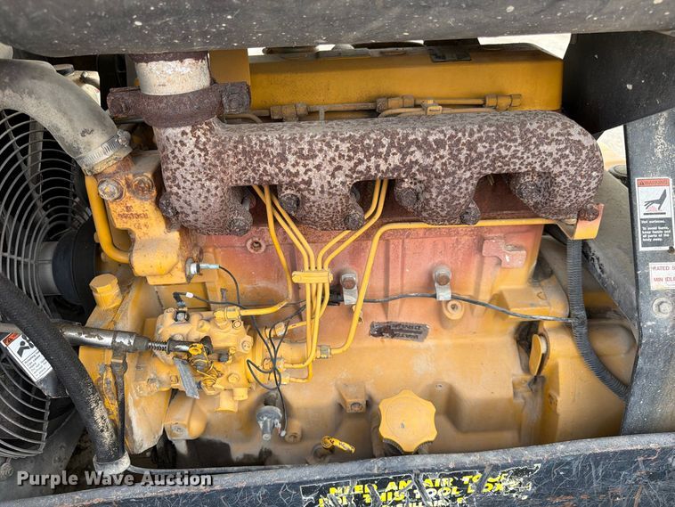image for item FK3698 Sullair 185 DPQ JD air compressor