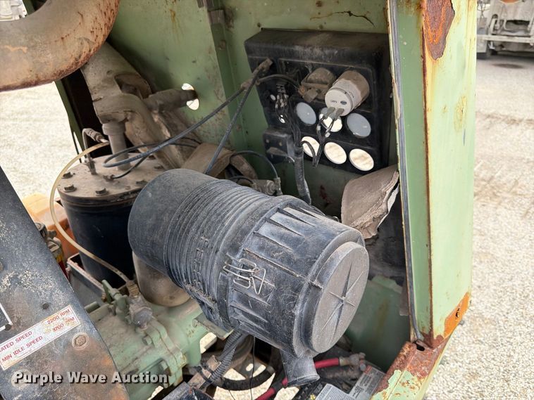image for item FK3698 Sullair 185 DPQ JD air compressor