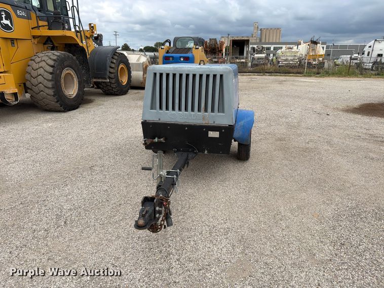 image for item FK3699 Sullair 185DPQCAT air compressor