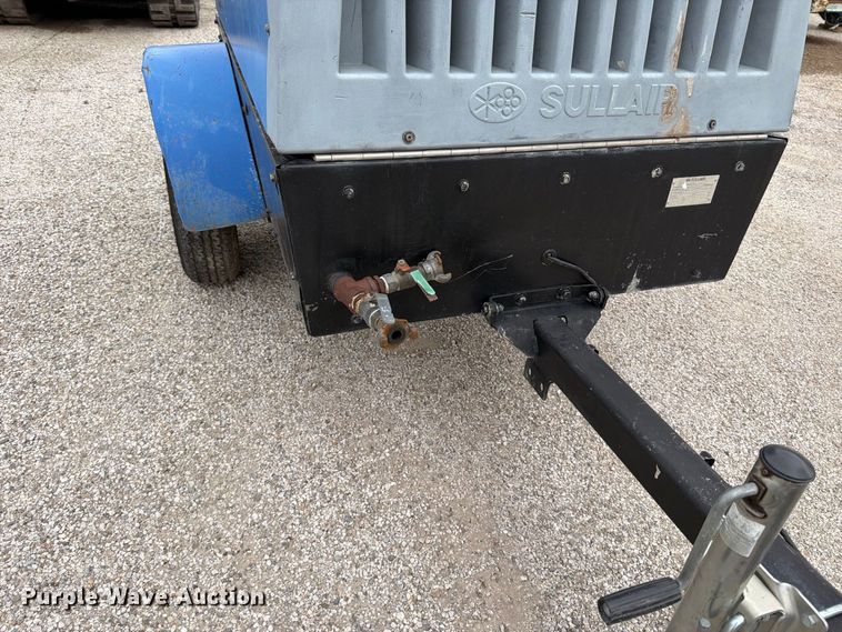 image for item FK3699 Sullair 185DPQCAT air compressor