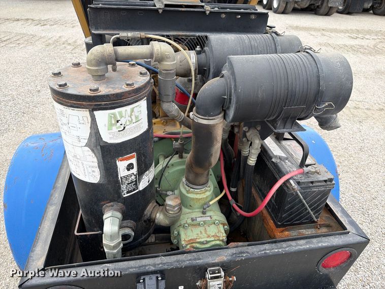 image for item FK3699 Sullair 185DPQCAT air compressor